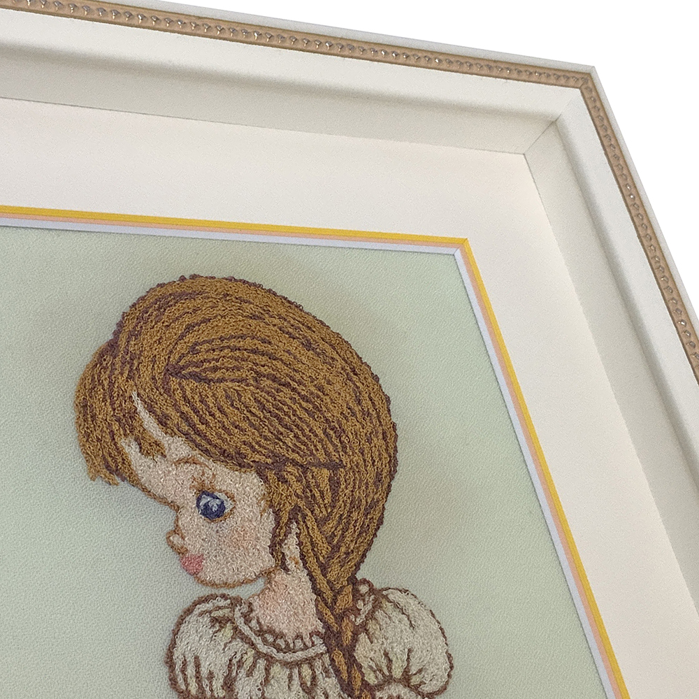文化刺繍 女の子とウサギ