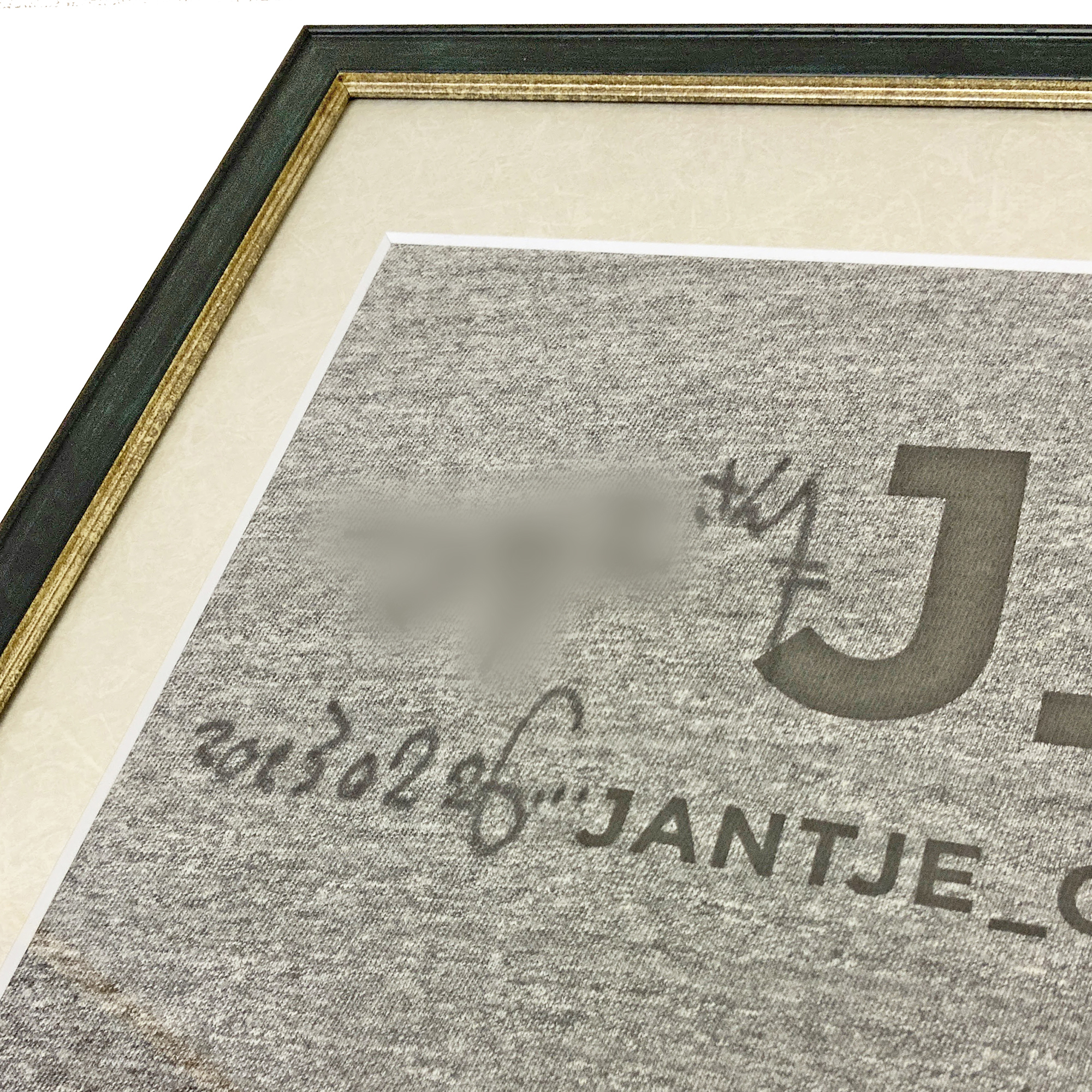 J_O サイン入りTシャツ